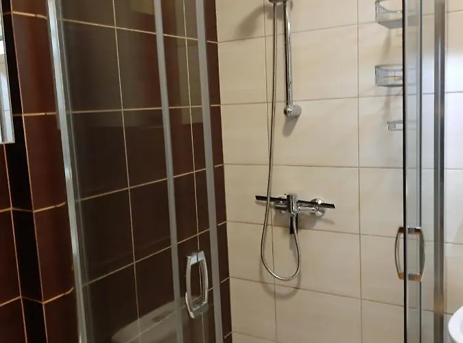 Natalka Przy Plazy كرينيتا مورسكا